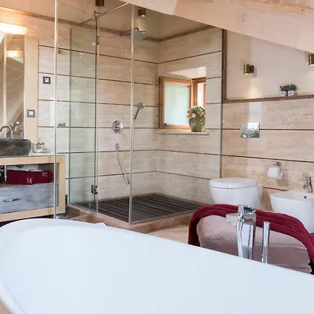 Ploce Sleeps 8 Pool Air Con Wifi Villa